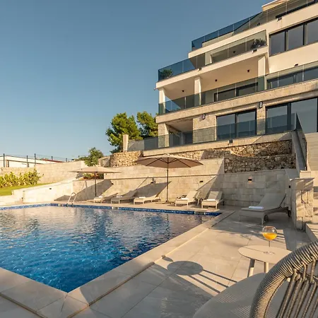 Sunset Apartment