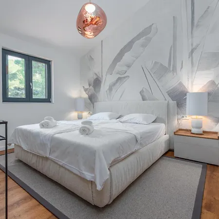 Sunset Apartment
