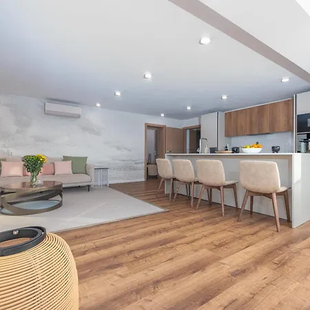 Sunset Apartment